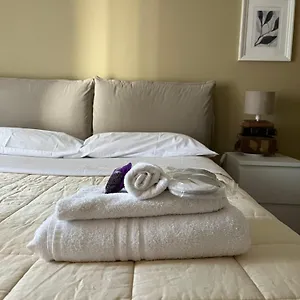 https://la-rocca-luxury-apartment.emilia-romagnahotels.net